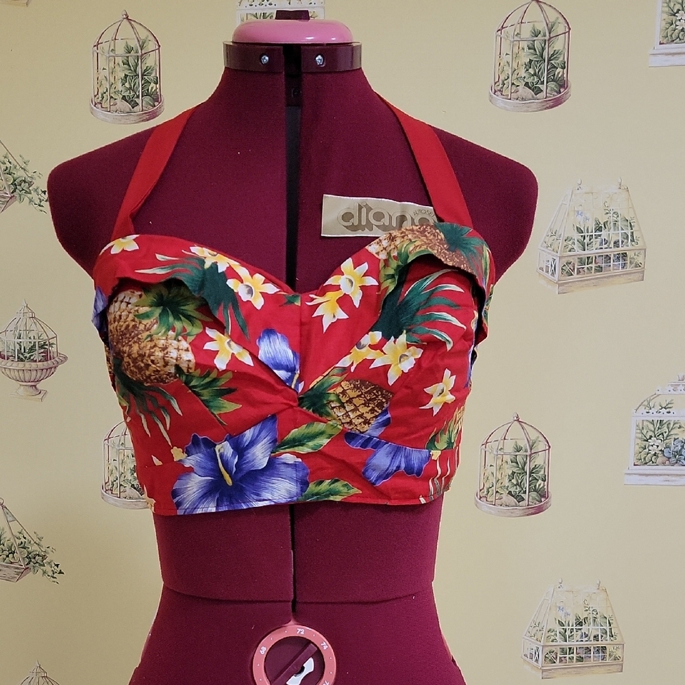 ❤️ 2/$30 ❤️ Red Fitted Bustier Tank Top